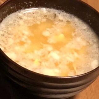 豆腐と卵のお味噌汁